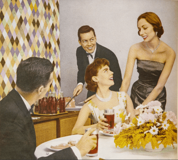 Dibujo de dos hombres y dos mujeres de vestimenta formal sentados a la mesa